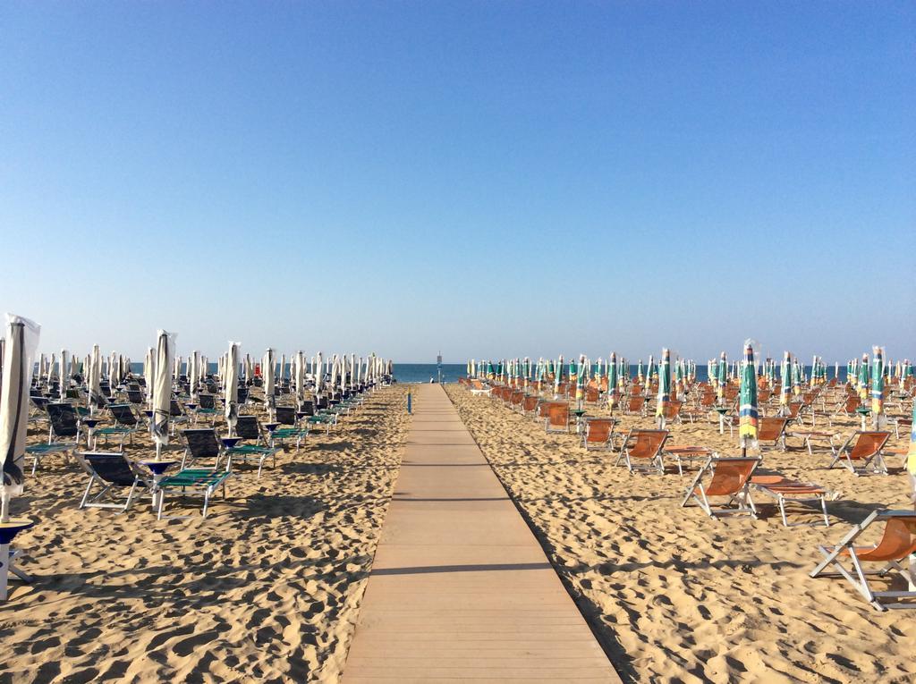 Appartamenti Alaska Bibione Exterior foto